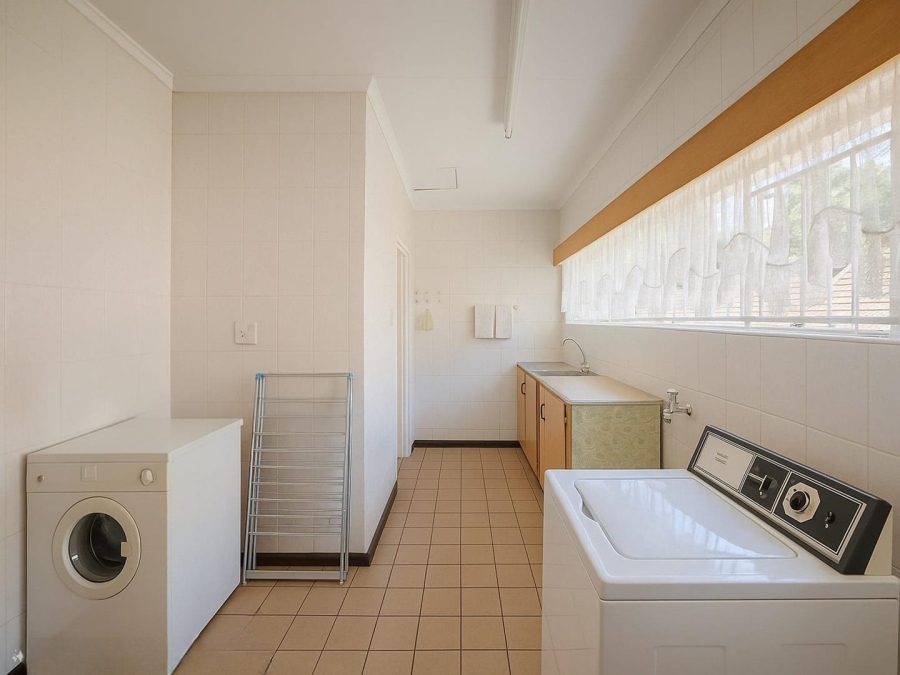 4 Bedroom Property for Sale in Ladybrand Free State